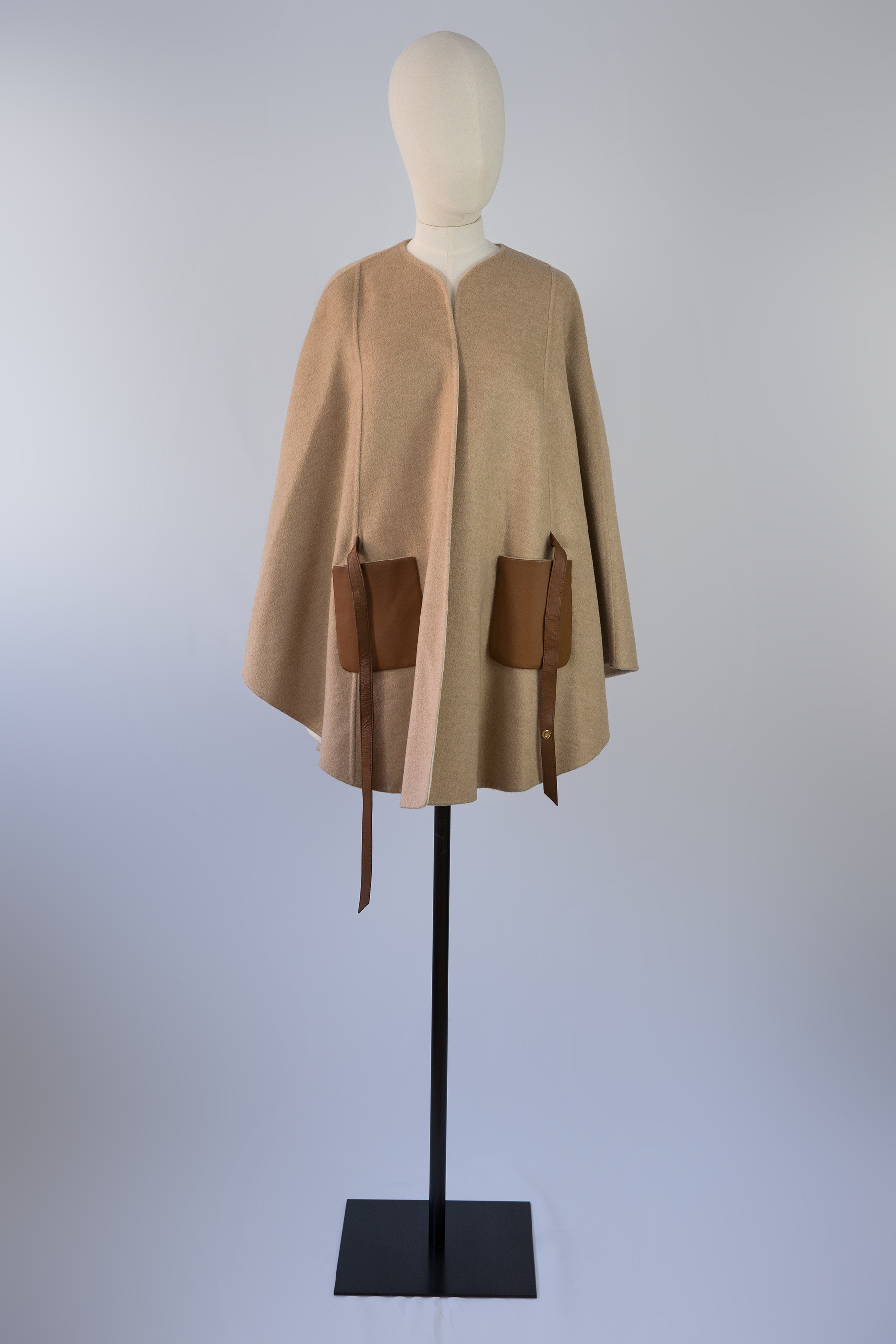 Loro Piana Cape, One Size - Huntessa Luxury Online Consignment Boutique