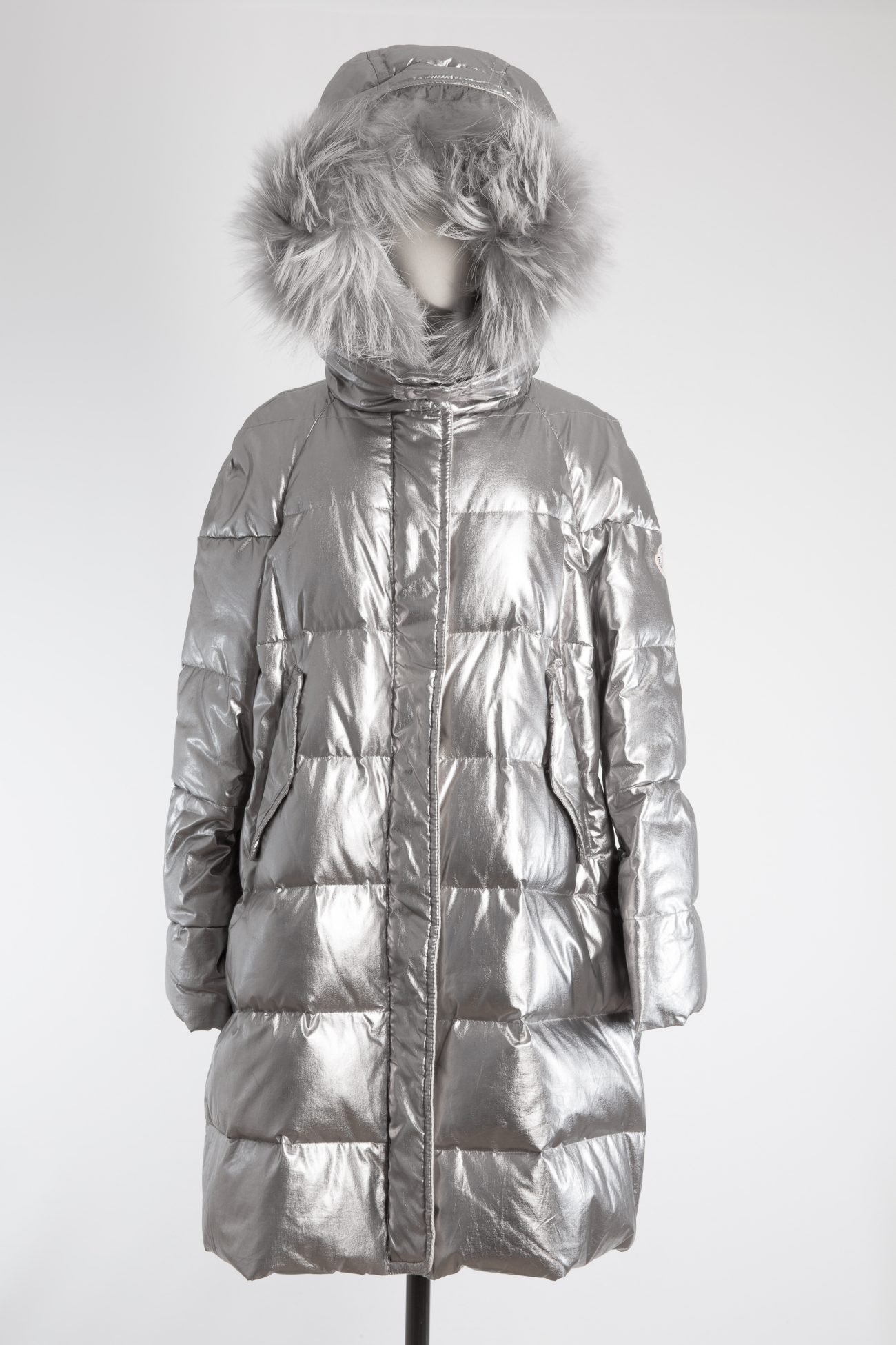 Moncler Jacket, XS - Huntessa Luxury Online Consignment Boutique Moncler Jacket, XS - Huntessa Luxury Online Consignment Boutique
