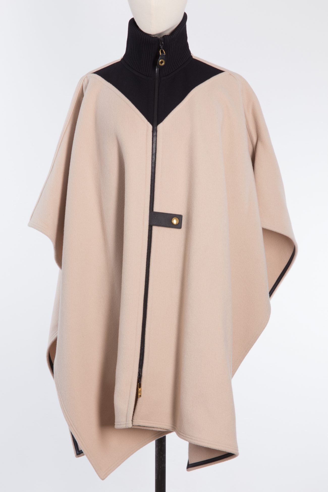 louis vuitton cape poncho