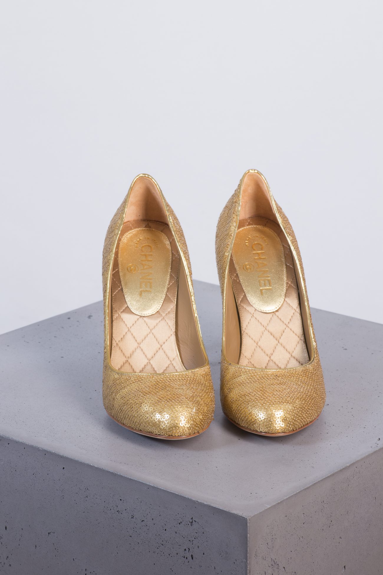 Chanel Shoes, 38.5 - Huntessa Luxury Online Consignment Boutique
