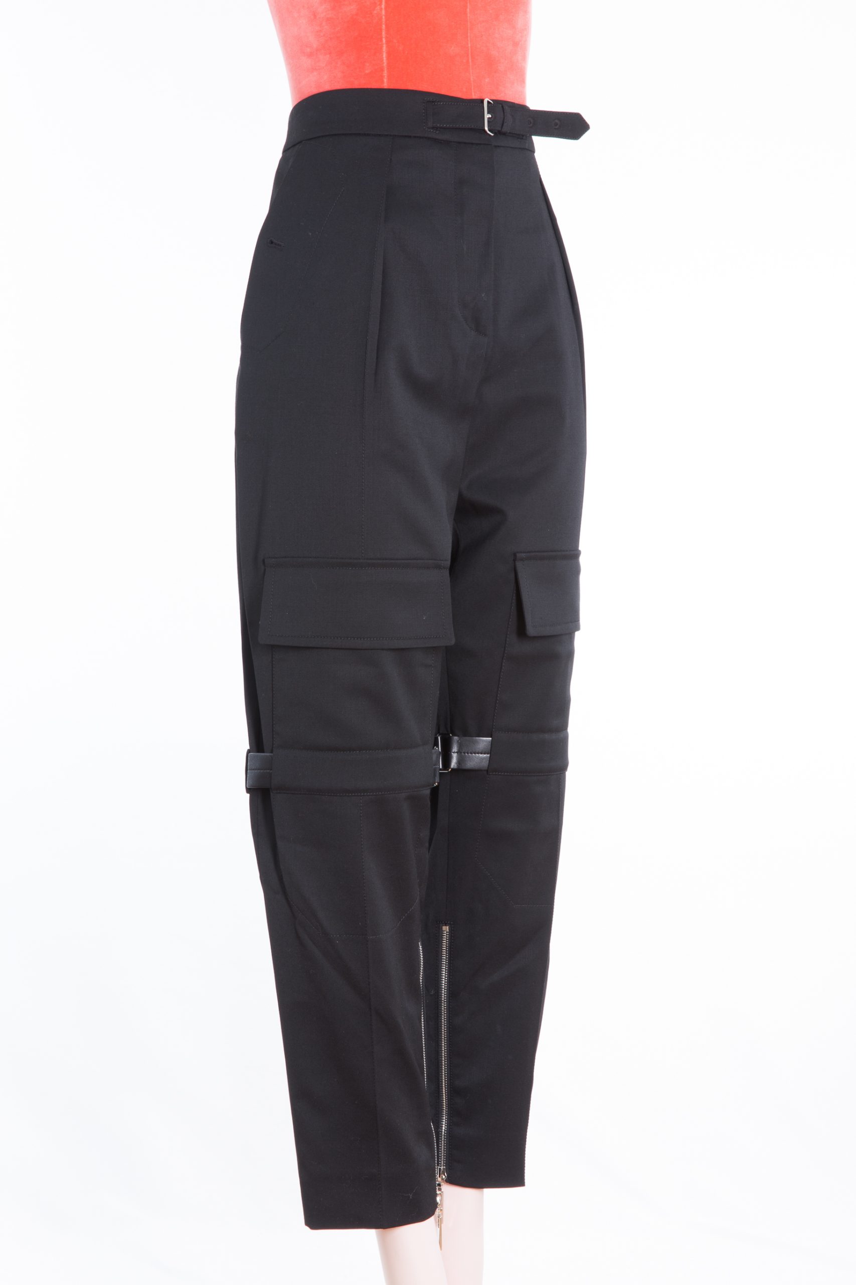 Trousers Louis Vuitton Grey size 44 FR in Cotton - 34108099