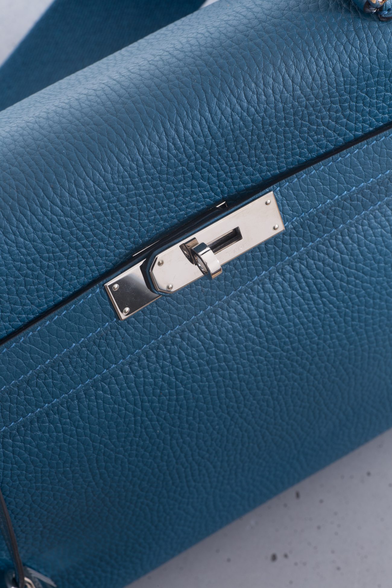 Hermes Kelly Retourne 35 Togo in Cobalt Blue