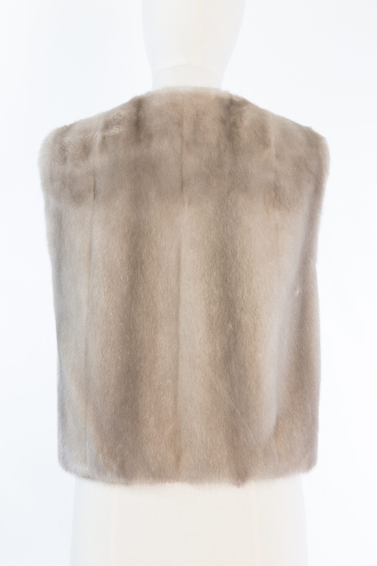 Brunello Cucinelli mink furl gillet, it42, beige