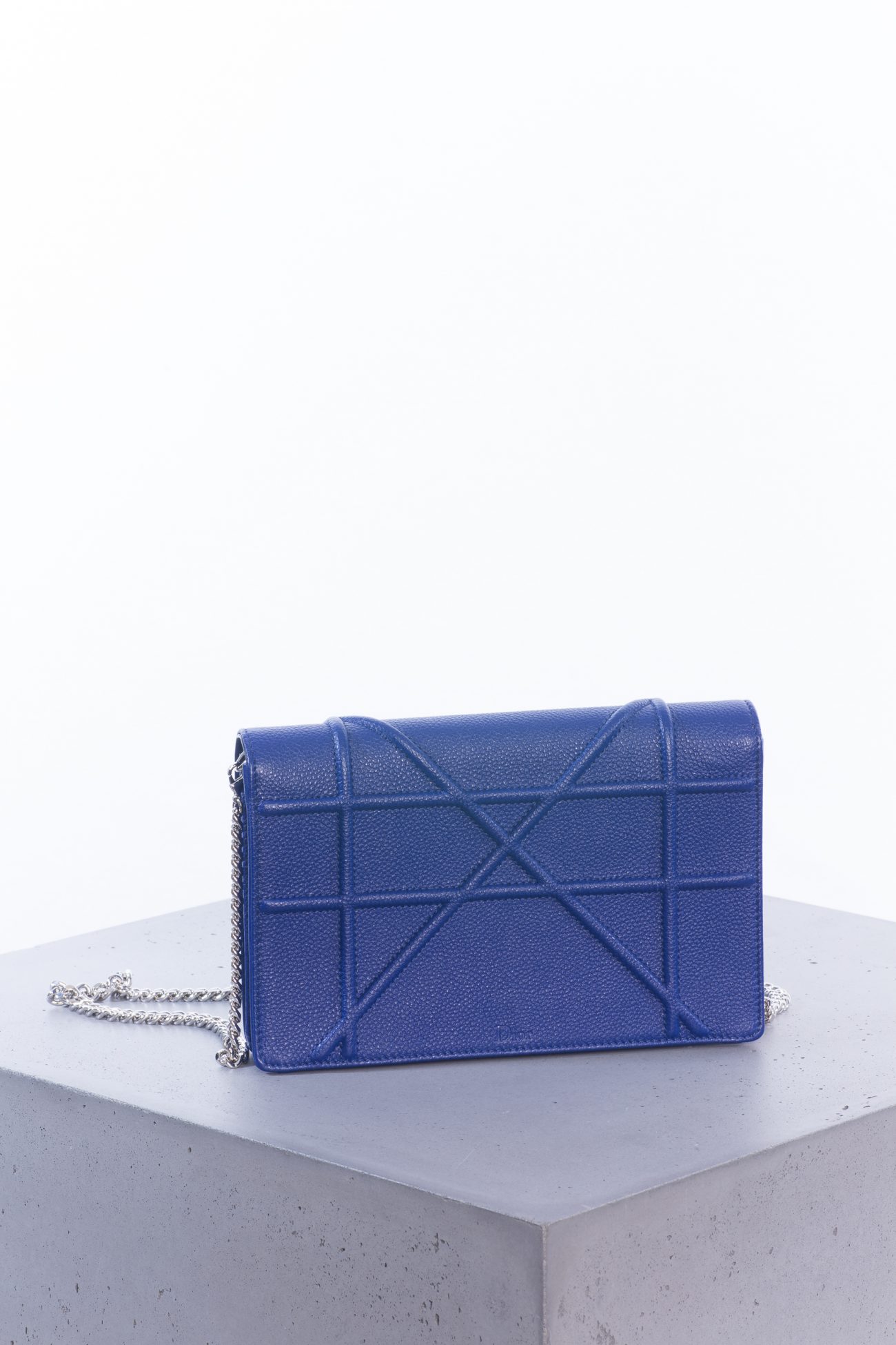 Christian Dior Diorama wallet on chain