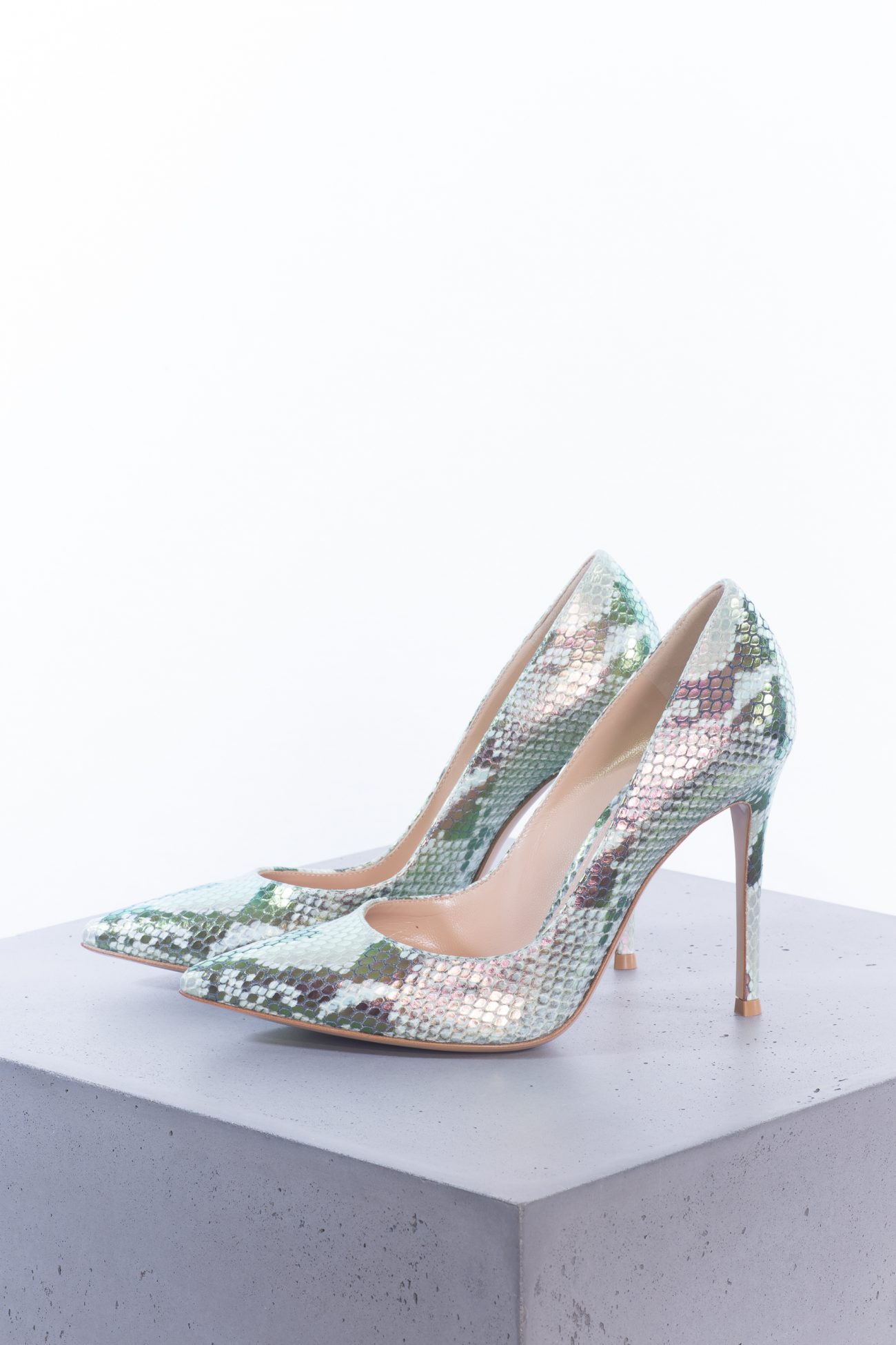 Gianvito Rossi 105 snake-effect leather pumps