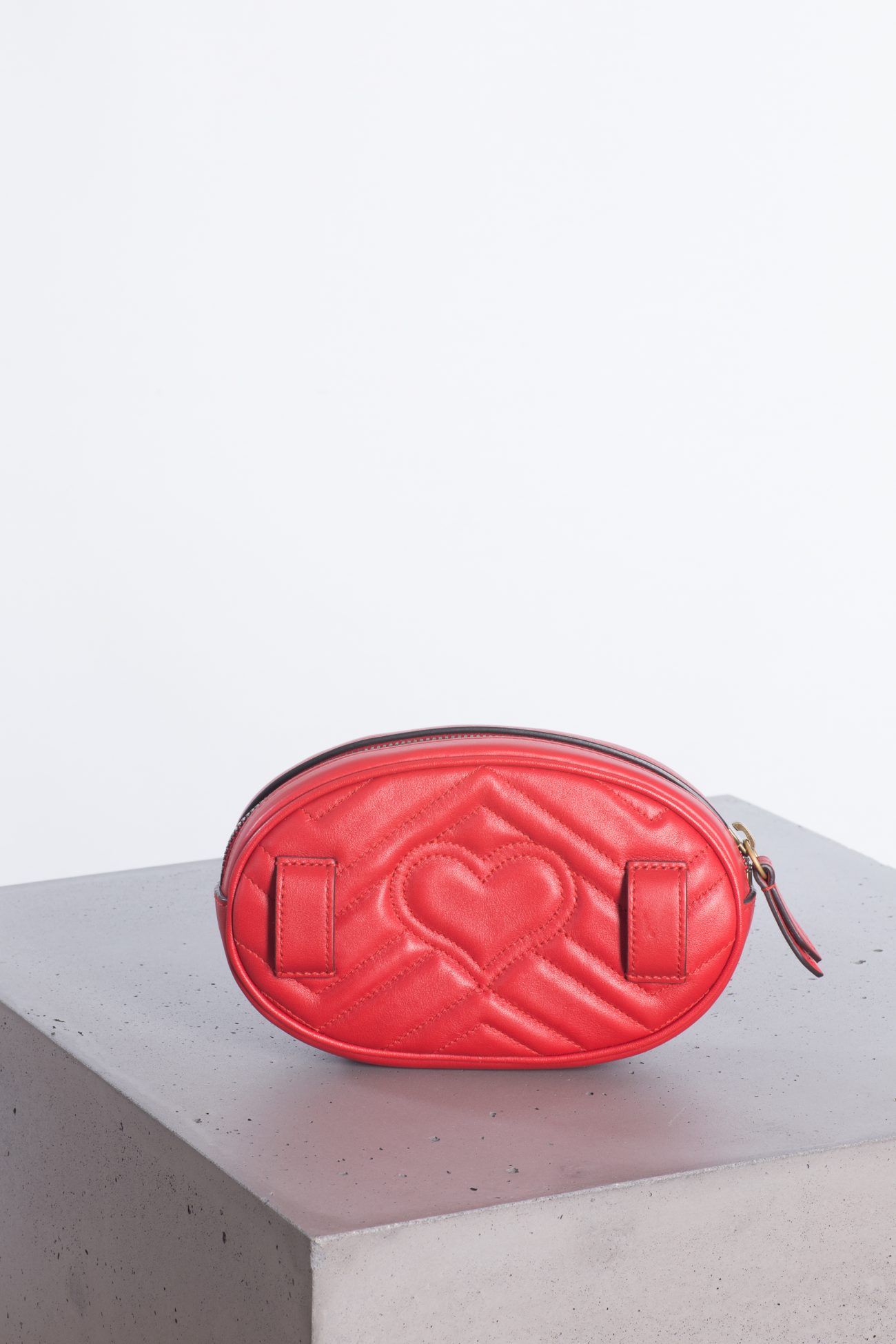 Gucci GG Marmont matelassé belt bag