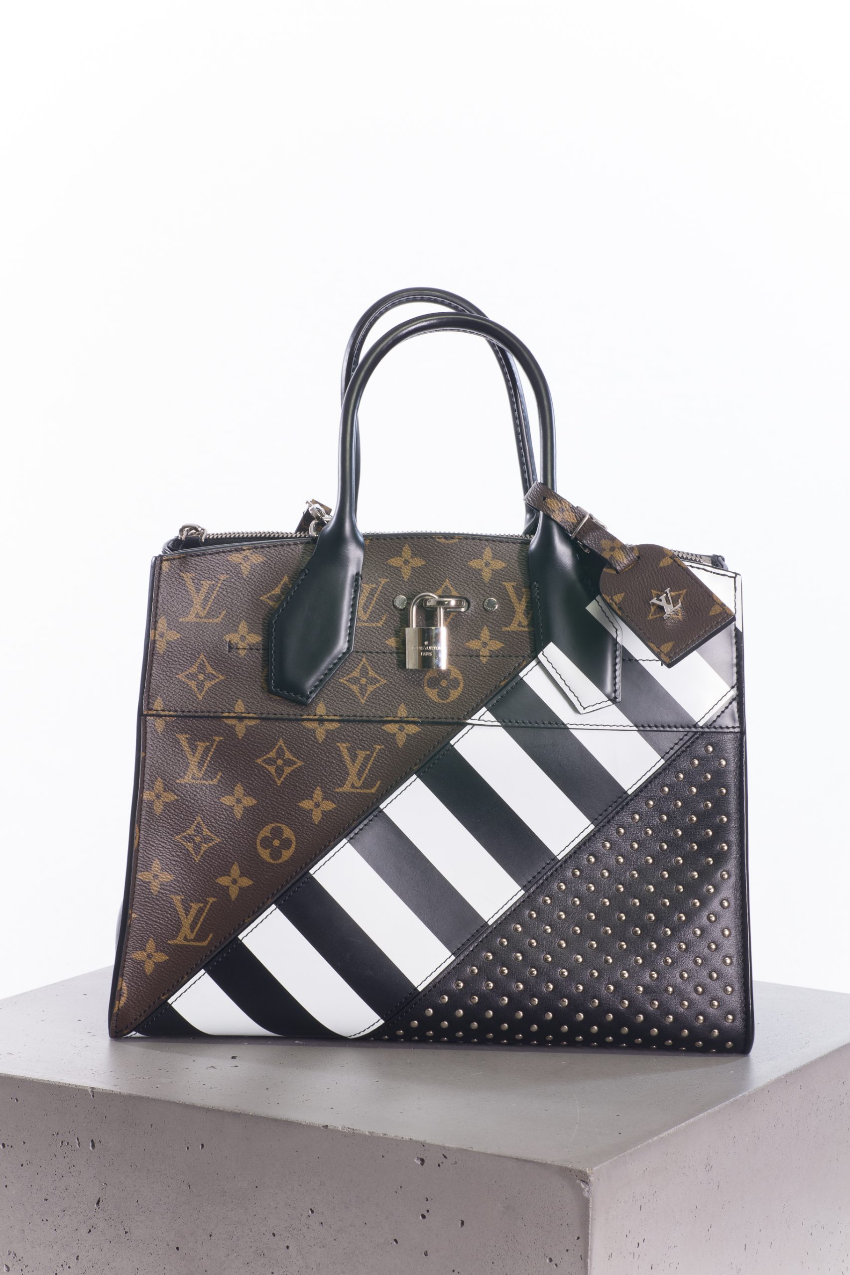 Louis Vuitton Shirt, FR42 - Huntessa Luxury Online Consignment Boutique