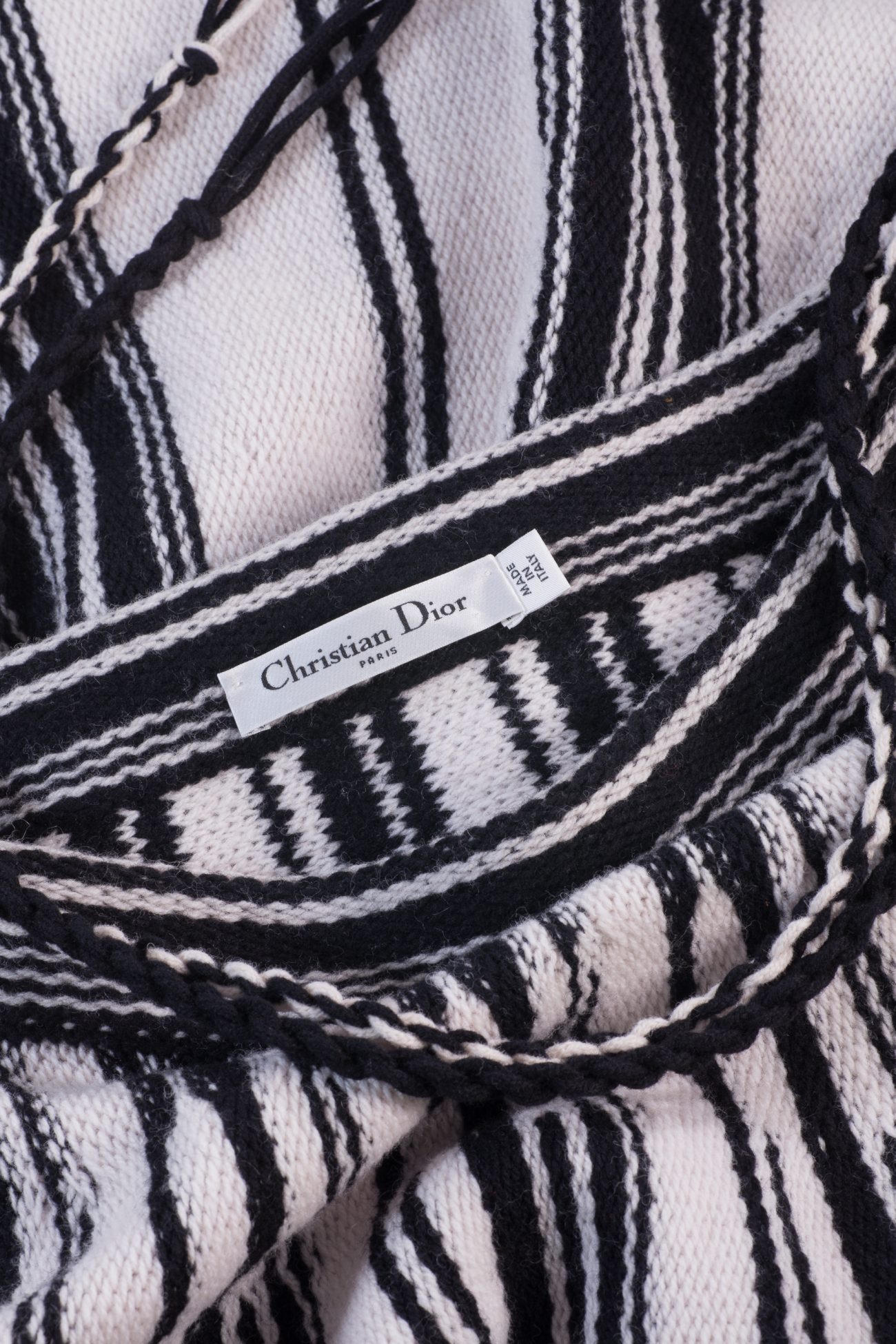 Christian Dior Skirt, FR40 - Huntessa Luxury Online Christian Dior Skirt, FR40 - Huntessa Luxury Online