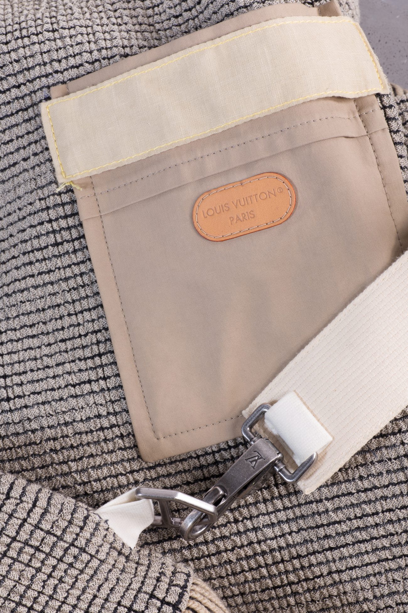 Louis Vuitton Vest/Gillet Beige