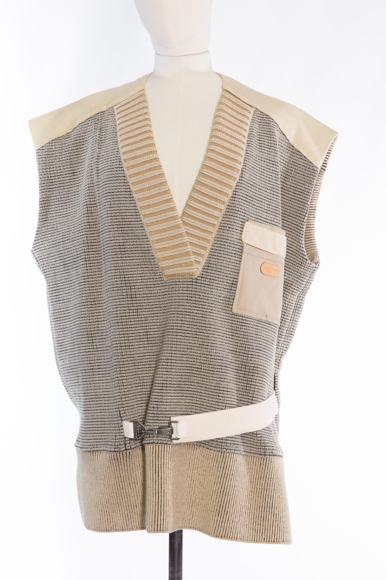 Louis Vuitton Vest/Gillet Beige
