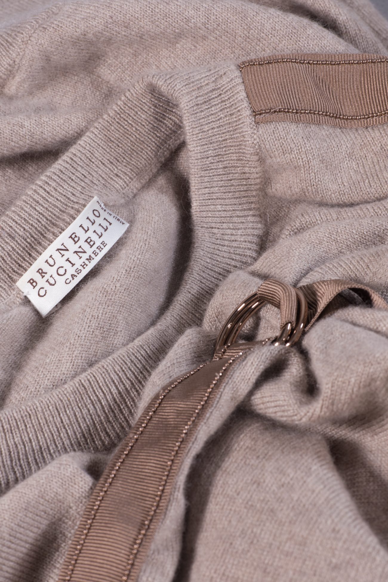 Brunello Cucinelli Cashmere sweater with adjustable grosgrain ribbon