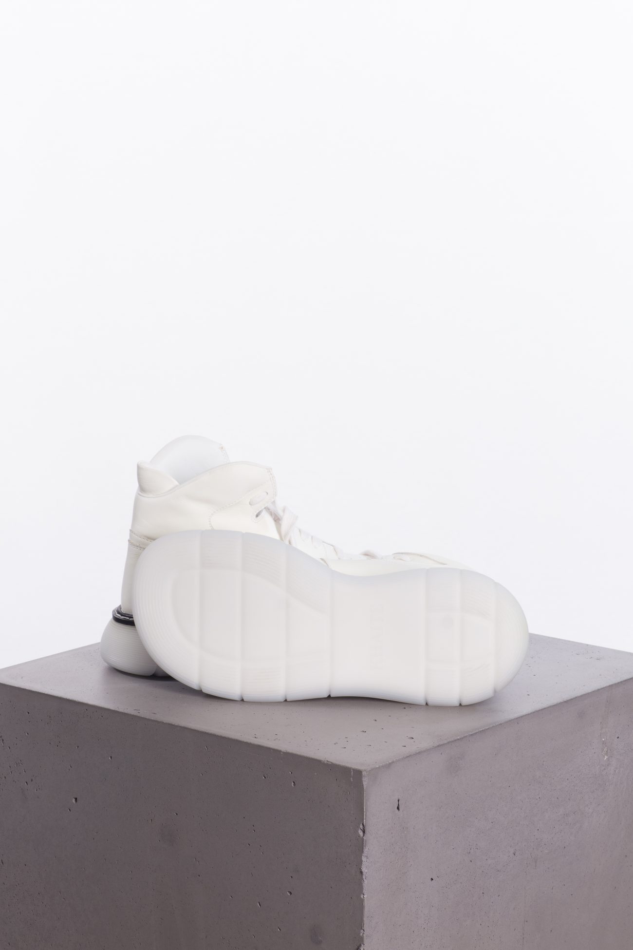 KhaiteLeather ankle sneaker