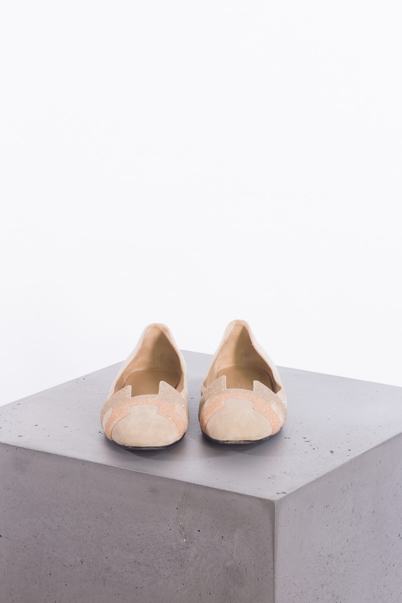 Hermes Beige suede and crystal powder Nice ballet flats