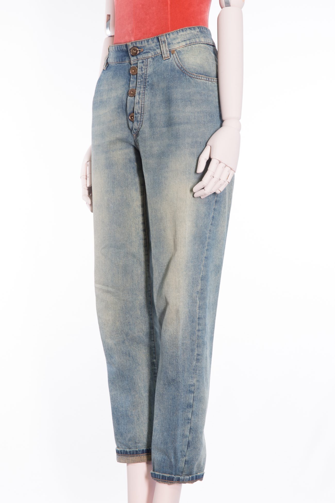 Brunello Cucinelli Jeans with 4 buttons and distressed wash pear pockets