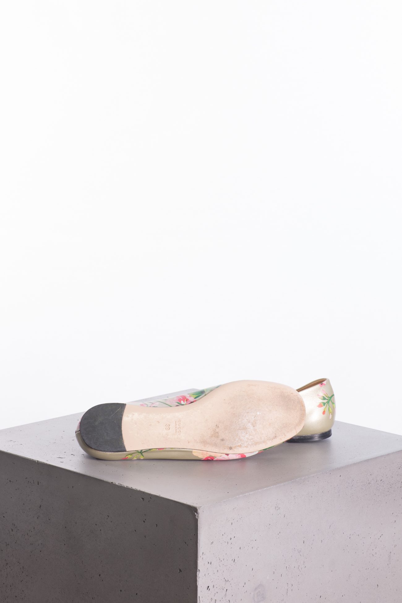 Gucci Multicolor floral printed leather blooms ballet flats