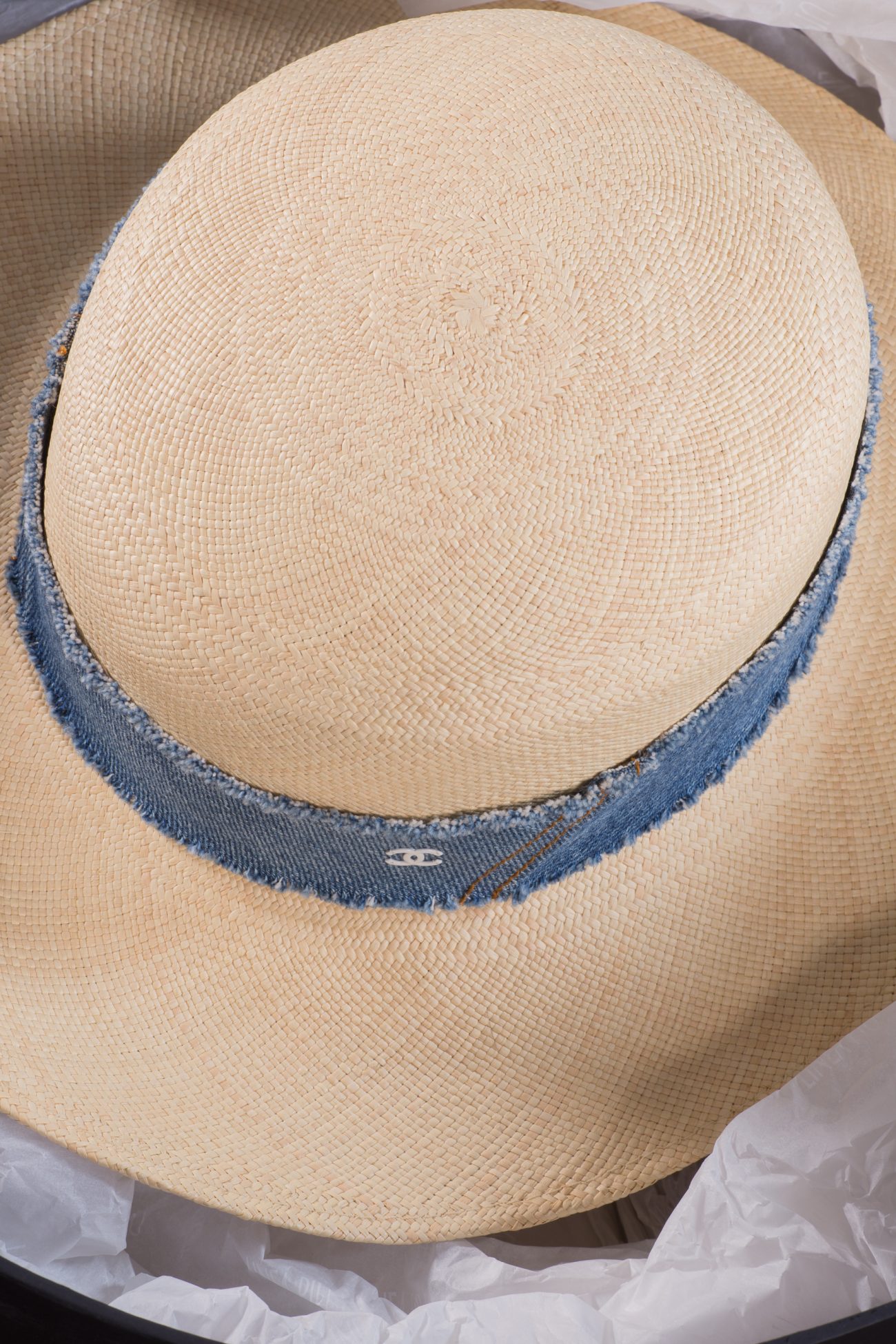 Chanel Beige blue denim trim raffia straw Fedora