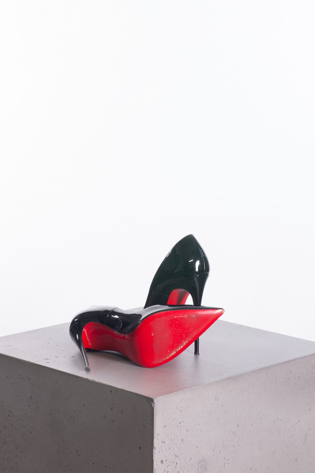 Christian Louboutin So Kate in black