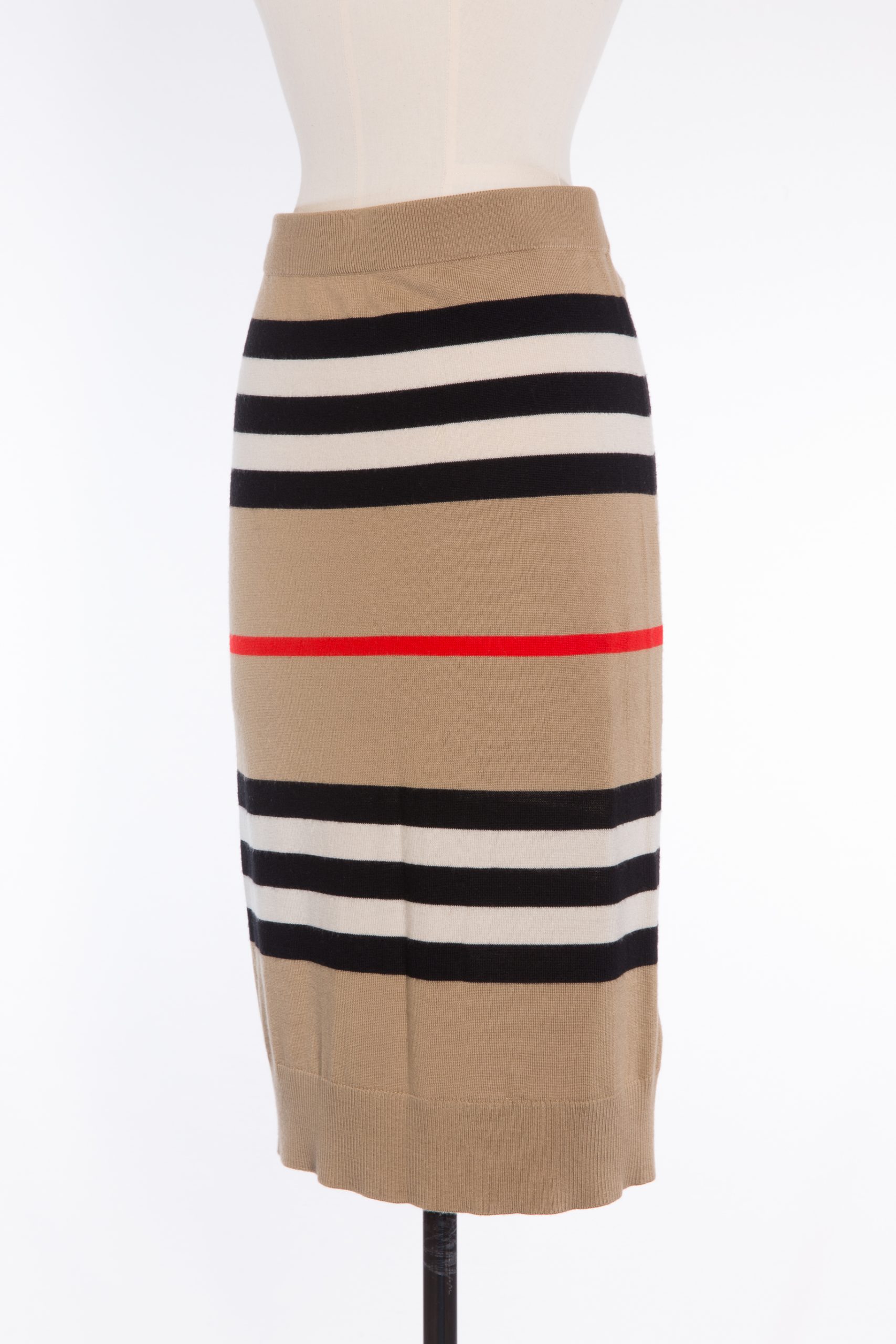 Burberry Skirt, M - Huntessa Luxury Online Consignment Boutique Burberry Skirt, M - Huntessa Luxury Online Consignment Boutique