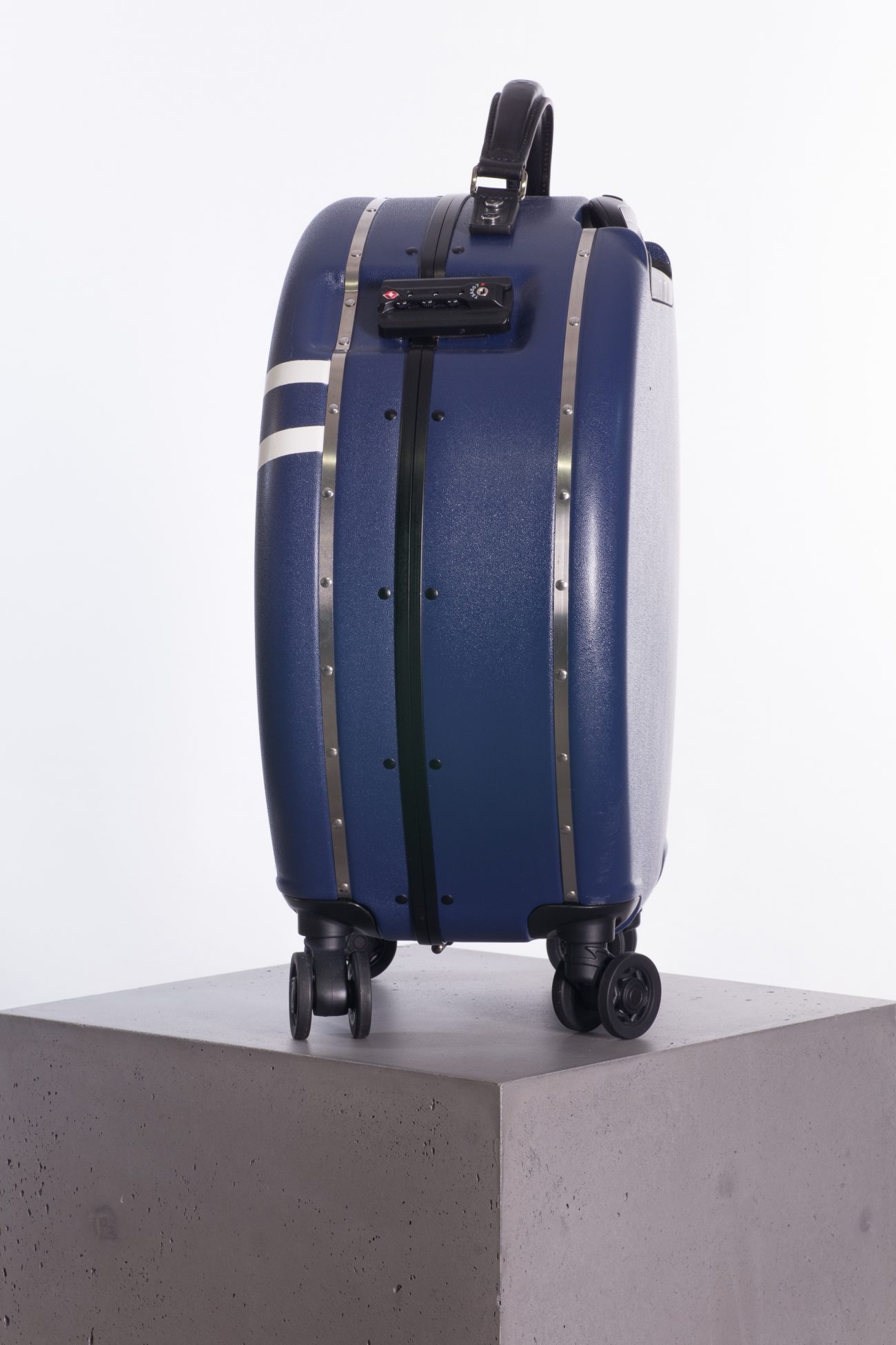 Ookonn Printed leather-trimmed hardshell suitcase in blue