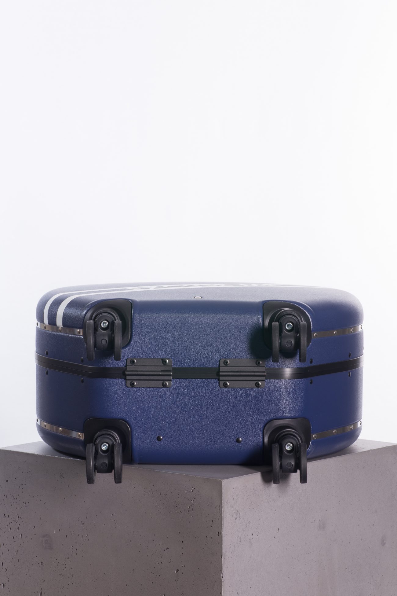 Ookonn Printed leather-trimmed hardshell suitcase in blue
