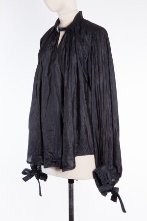 Louis Vuitton Black silk pleated full sleeve blouse