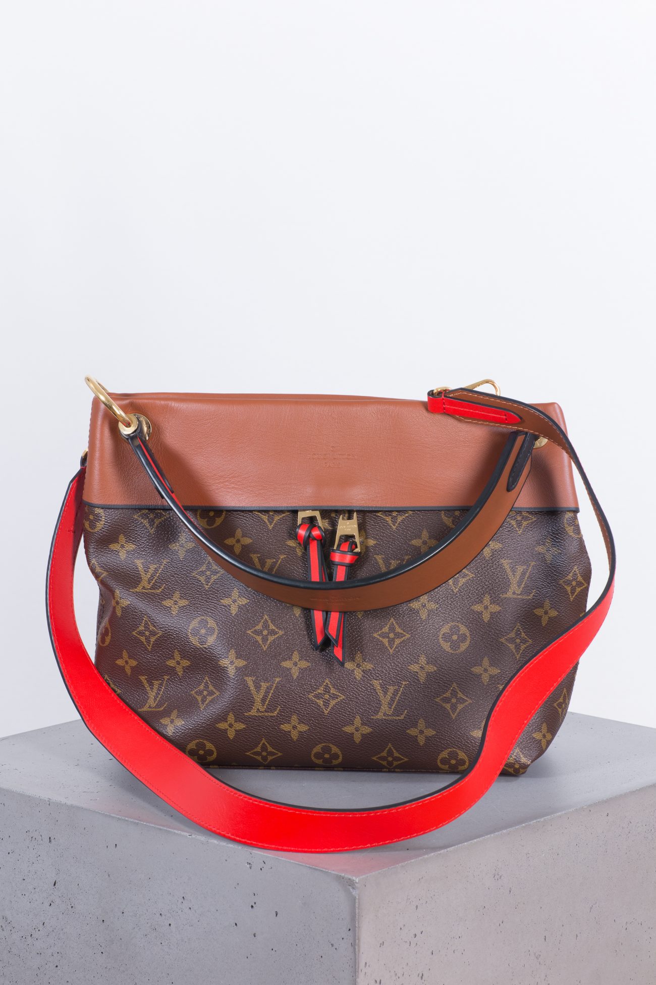 Louis Vuitton Caramel monogram canvas Tuileries besace bag