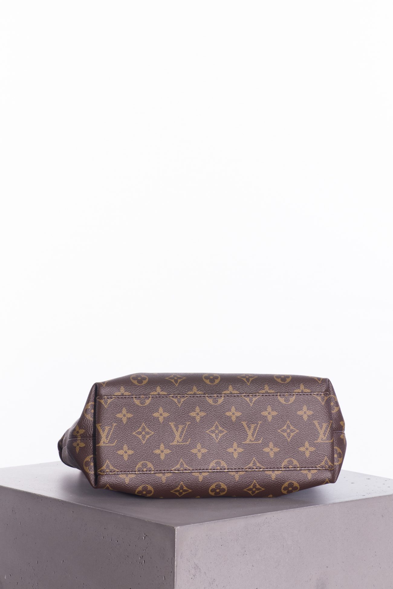Louis Vuitton Caramel monogram canvas Tuileries besace bag