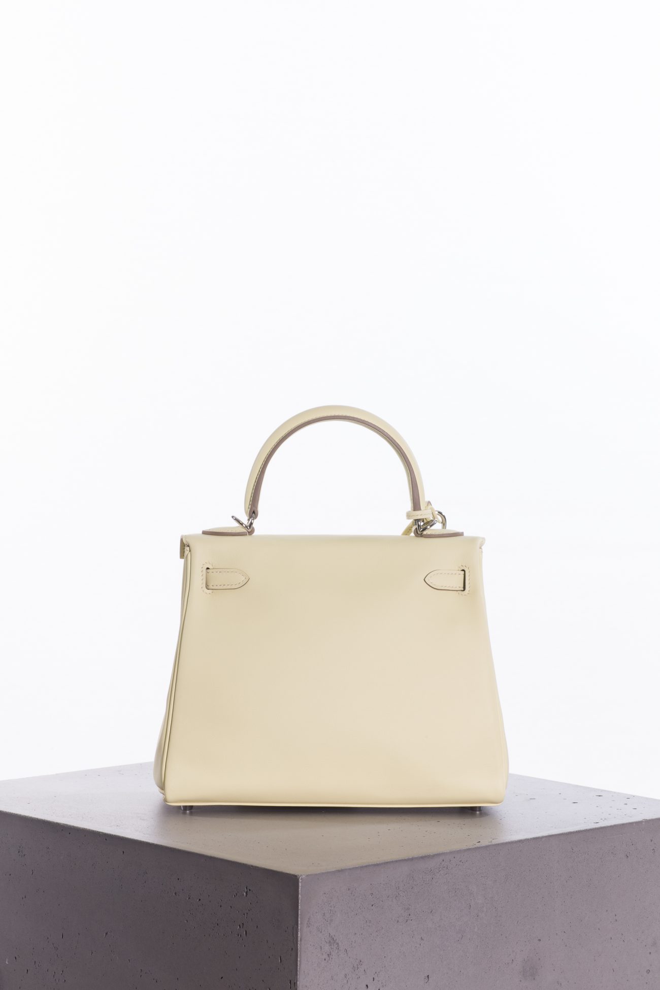 Hermes Kelly II retourne 25 veau swift jaune milton