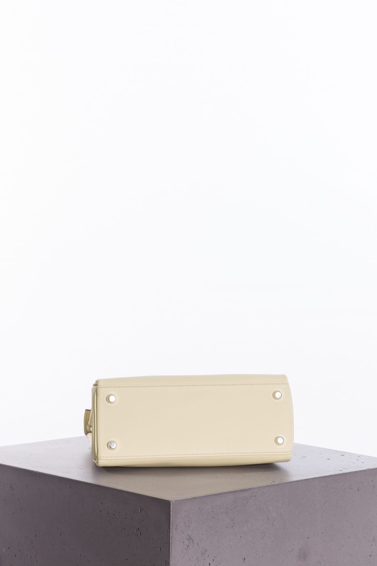 Hermes Kelly II retourne 25 veau swift jaune milton