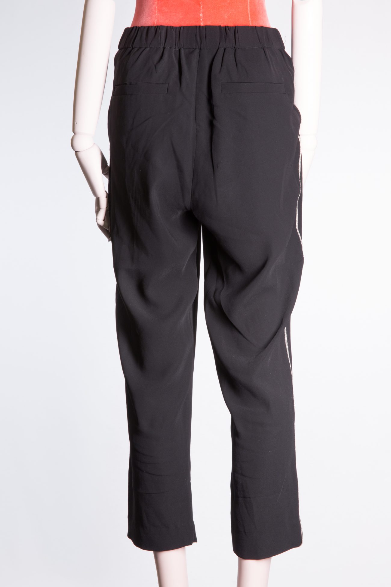 Brunello Cucinelli Pants with elastic waist band and Monili beads