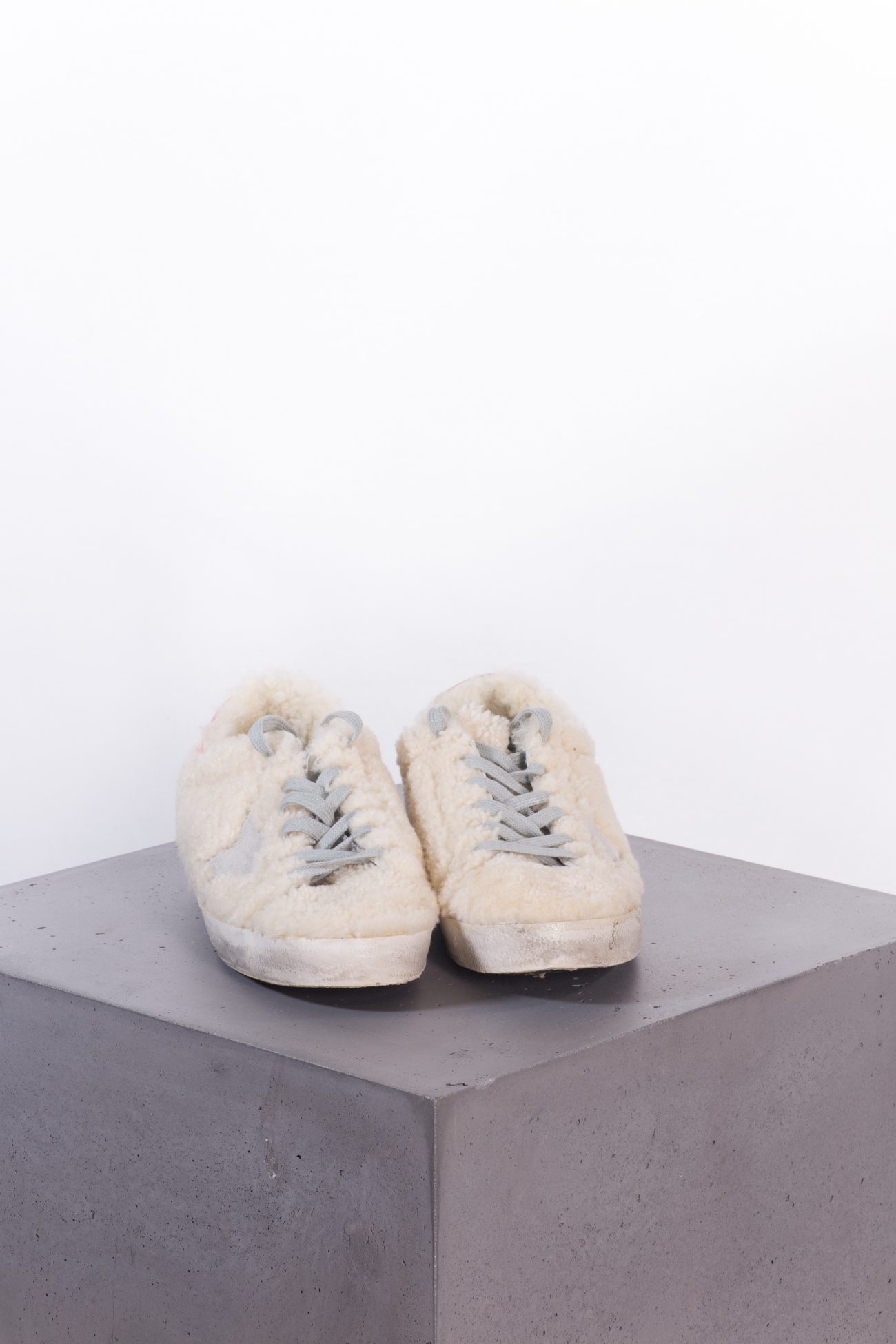 Golden Goose Super-star shearling lox top sneakers in beige/pink