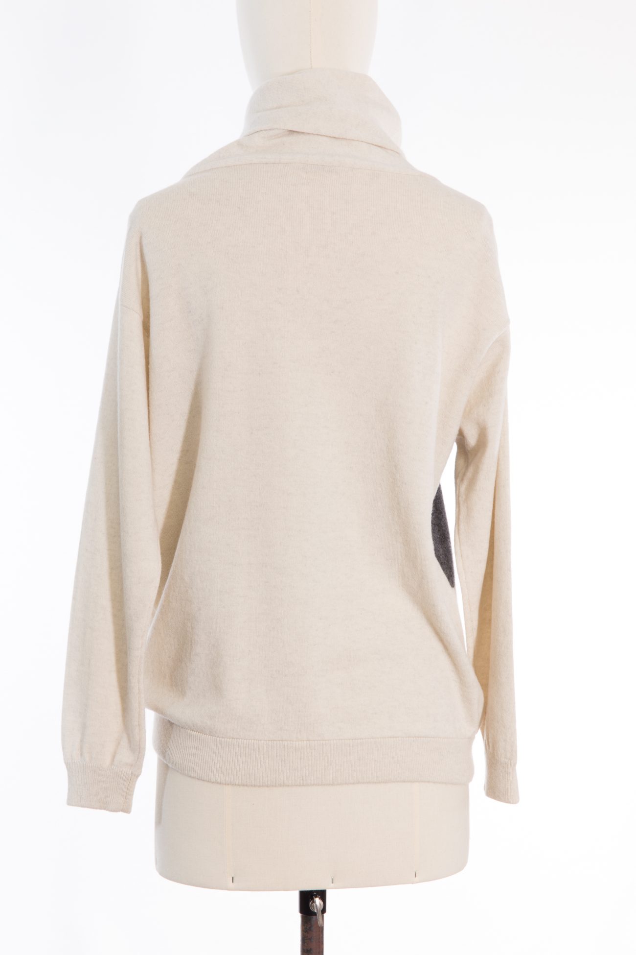 Brunello Cucinelli Cashmere turtleneck sweater with lettering