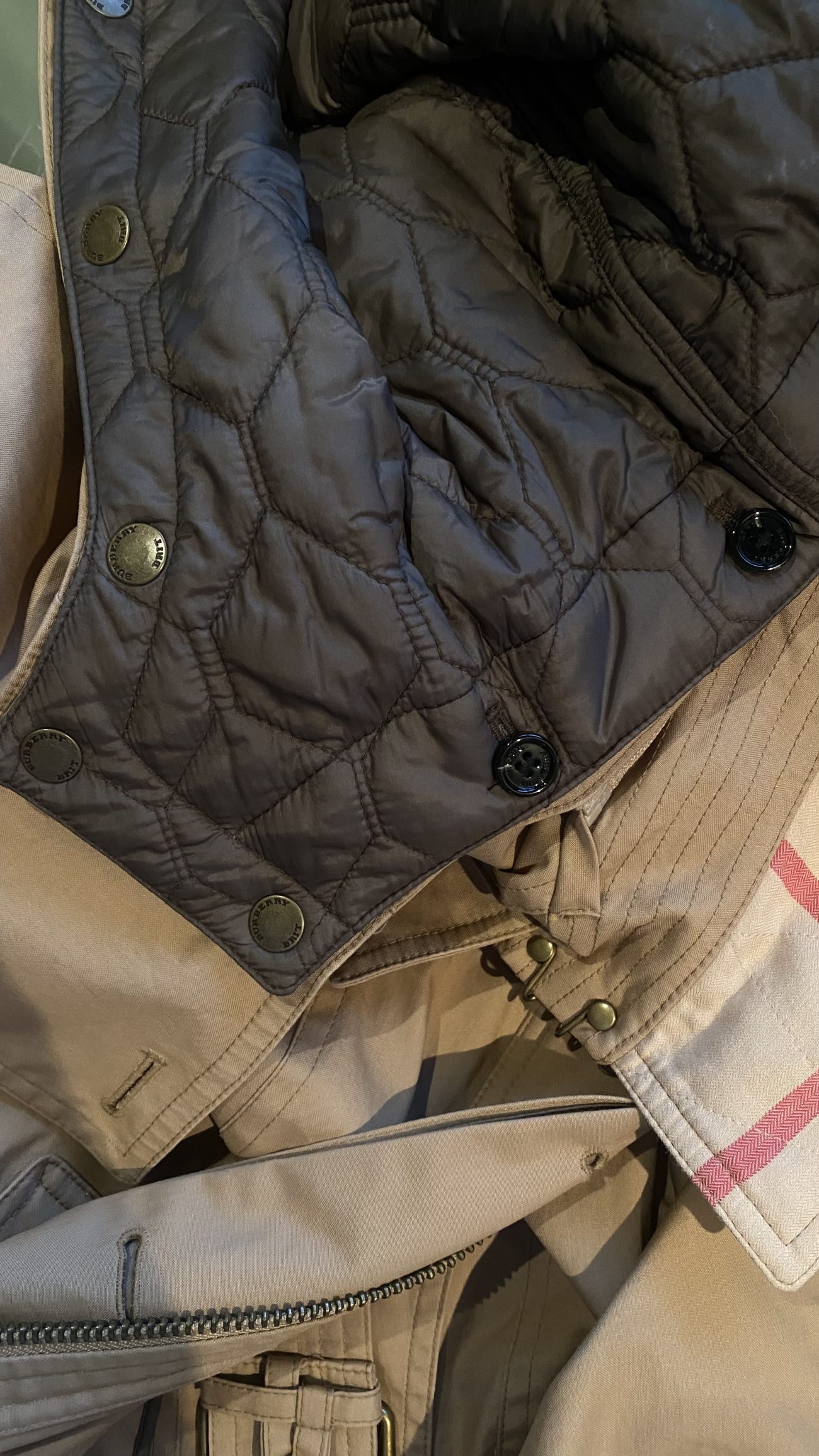 Burberry Camel cotton detachable hood ans vest trench coat