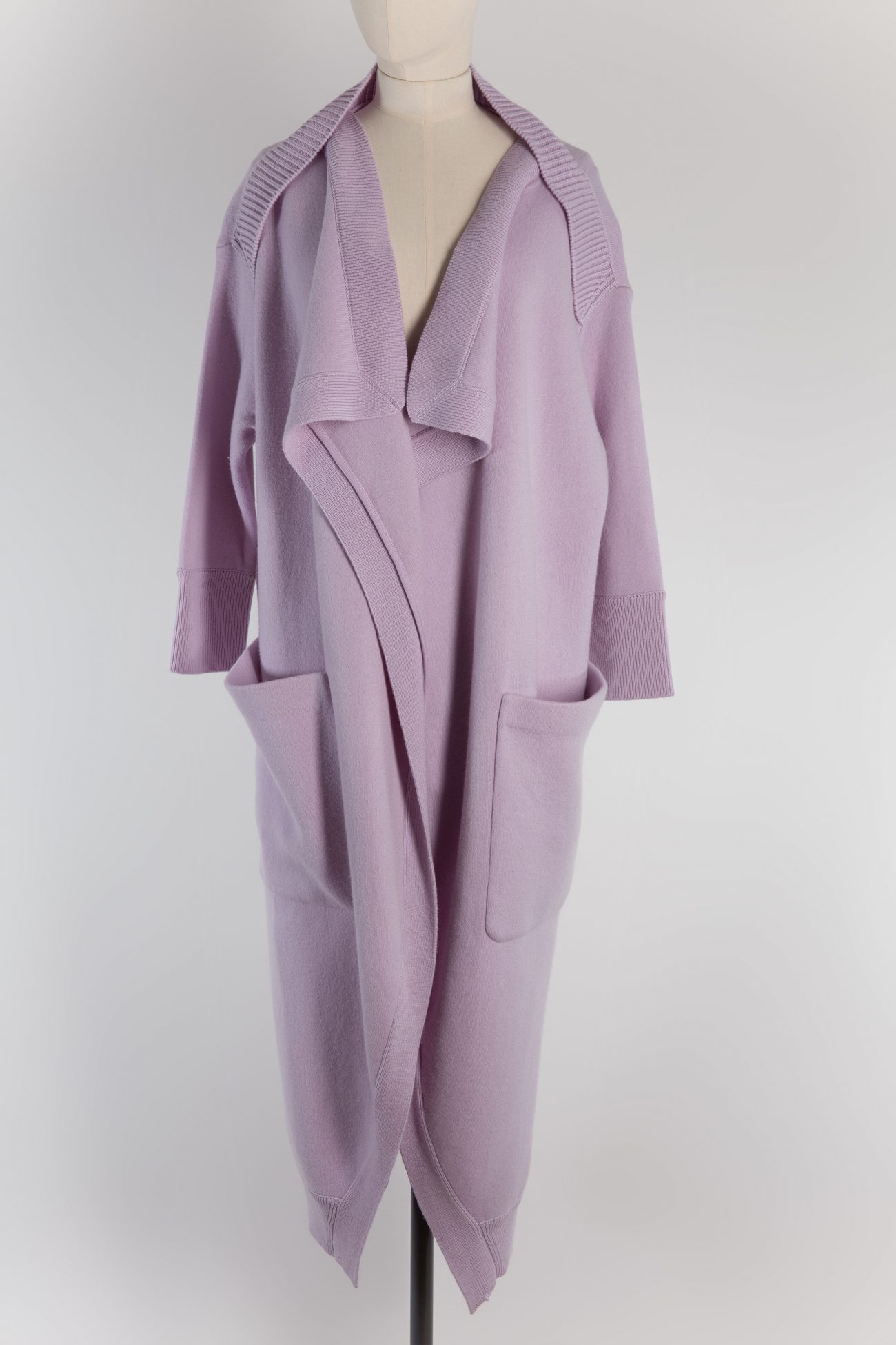 Burberry Oversized Asymmetric Hem Cashmere Cardigan