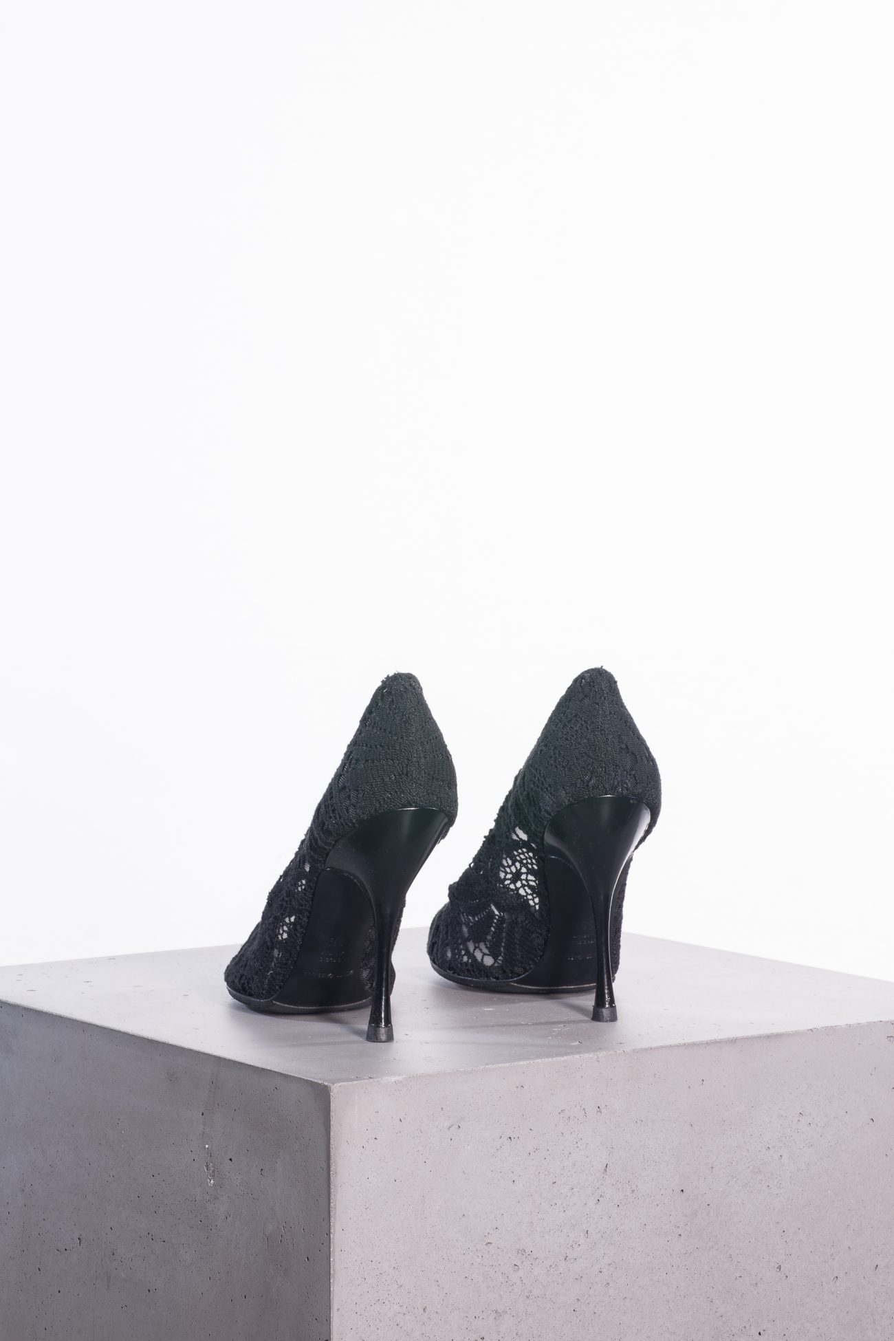 Dolce&Gabbana Black lace open toe heels