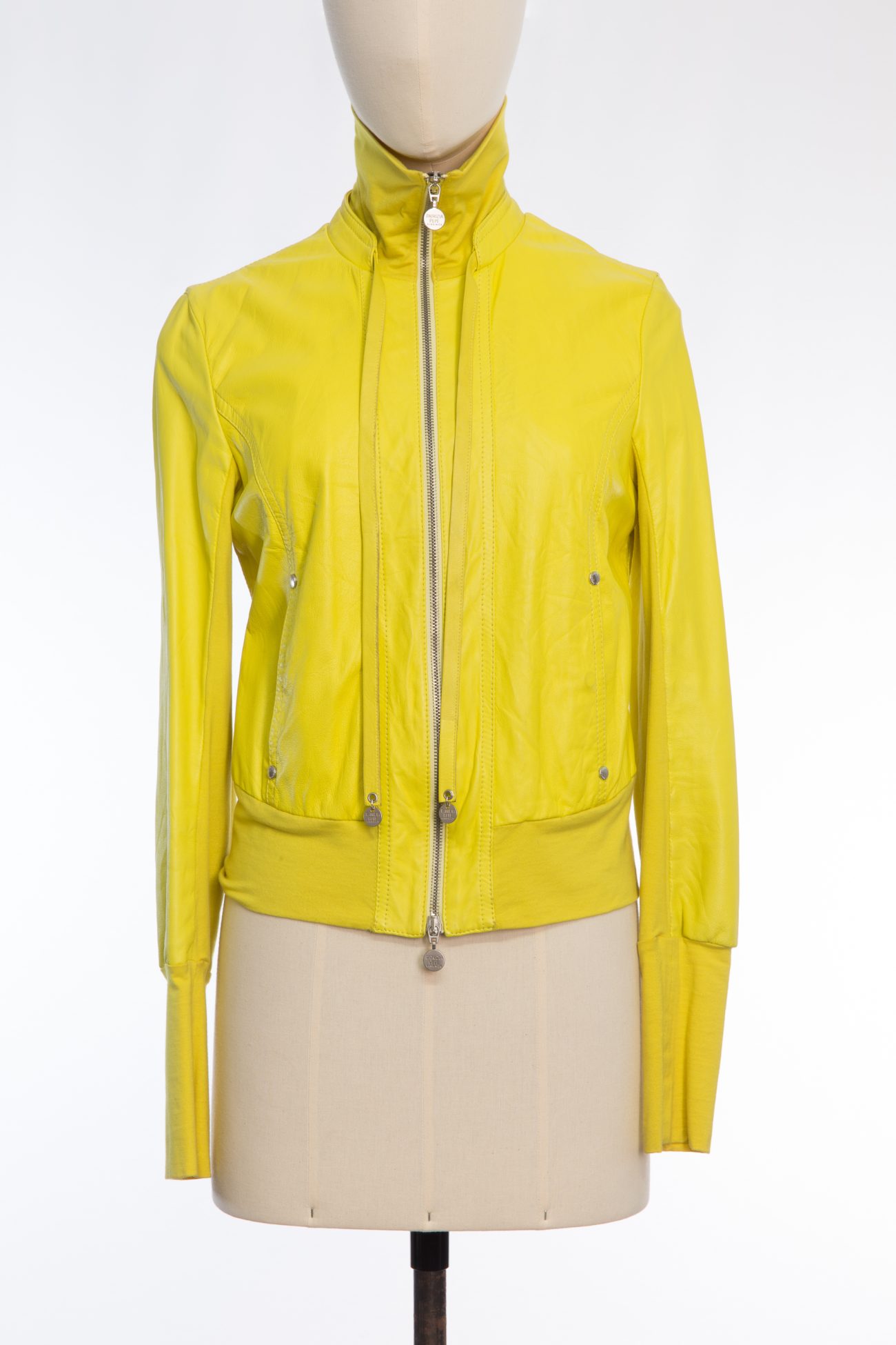 Patrizia Pepe lightweight Patrizia Pepe summer jacket in a refreshing yellow-lime hue