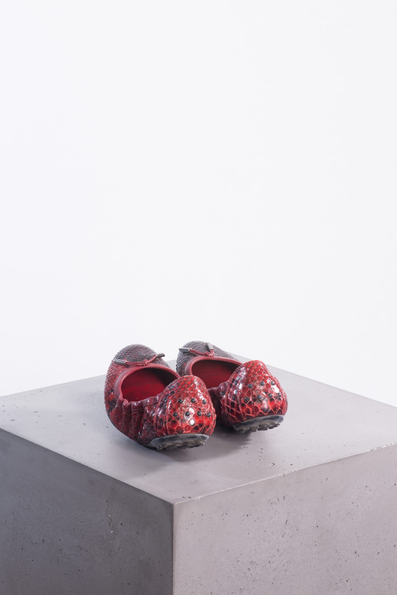 Tods Twistable python loafers in red & black