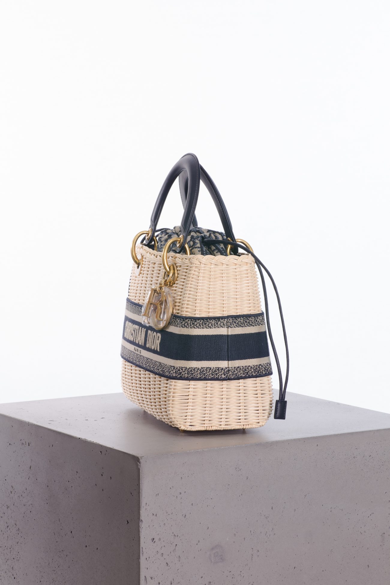 Christian Dior Medium Lady Dior natural rattan and blue Dior oblique jacquard bag
