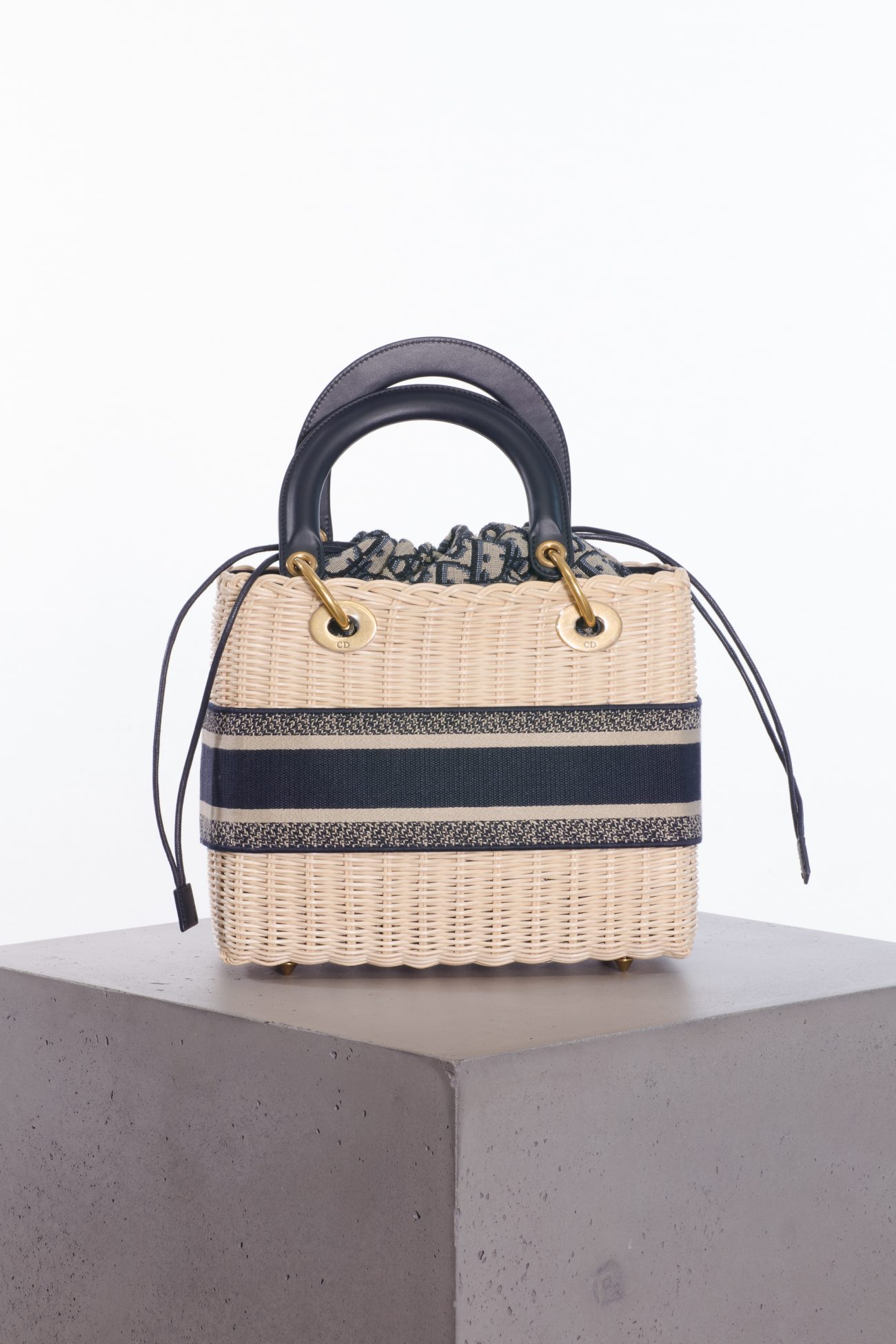 Christian Dior Medium Lady Dior natural rattan and blue Dior oblique jacquard bag