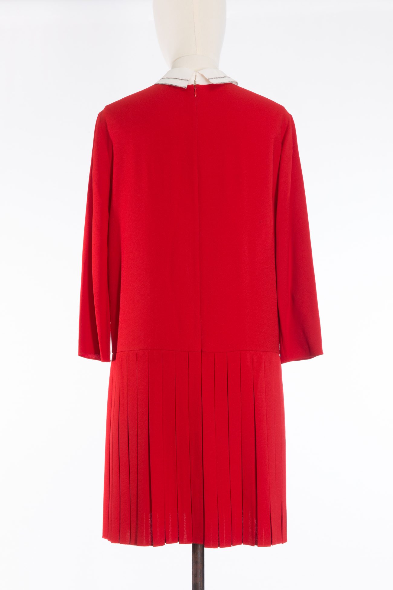 Christian Dior Silk red mini dress with pleated skirt & white collar