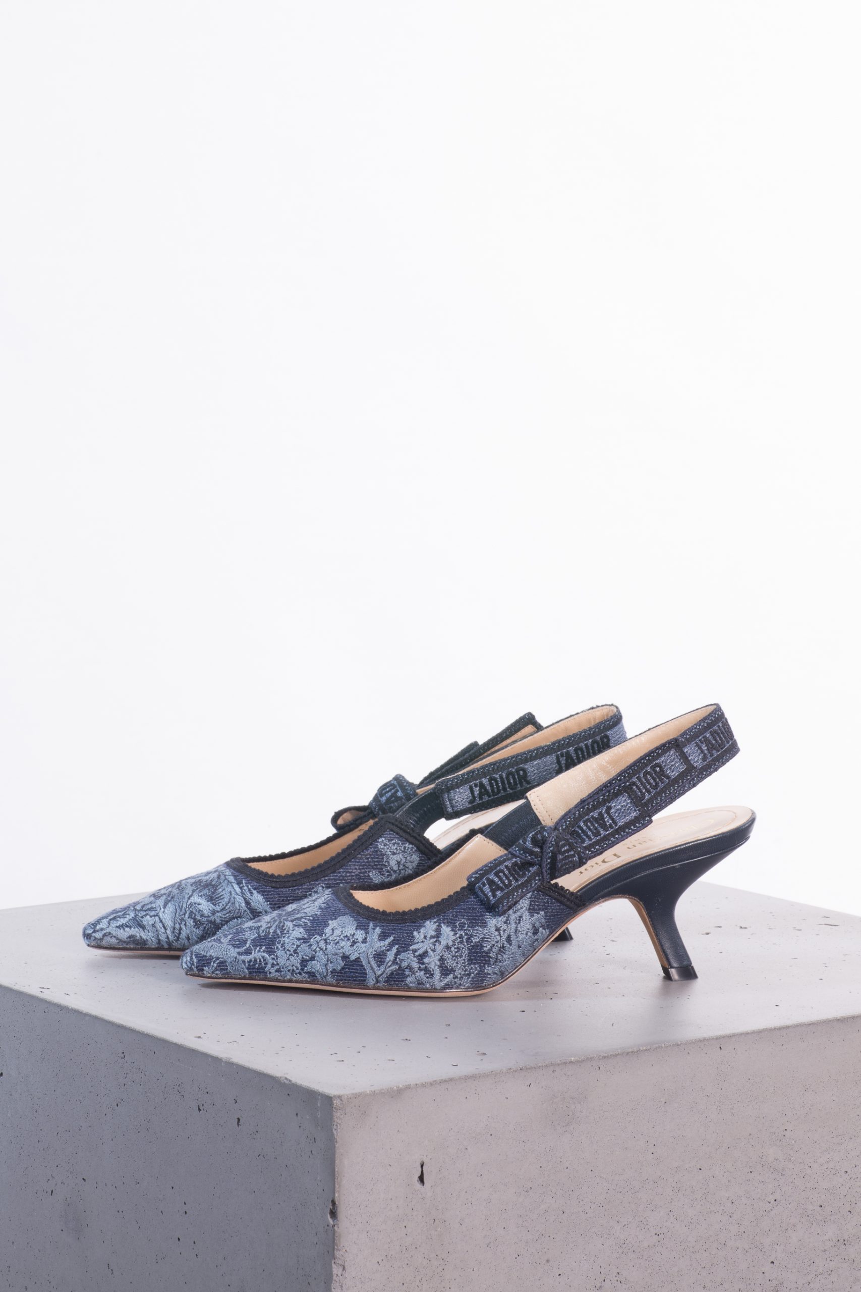 Christian Dior J’Adior Dark-Blue Slingbacks with Light-Blue Botanical Embroidery Christian Dior J’Adior Dark-Blue Slingbacks with Light-Blue Botanical Embroidery
