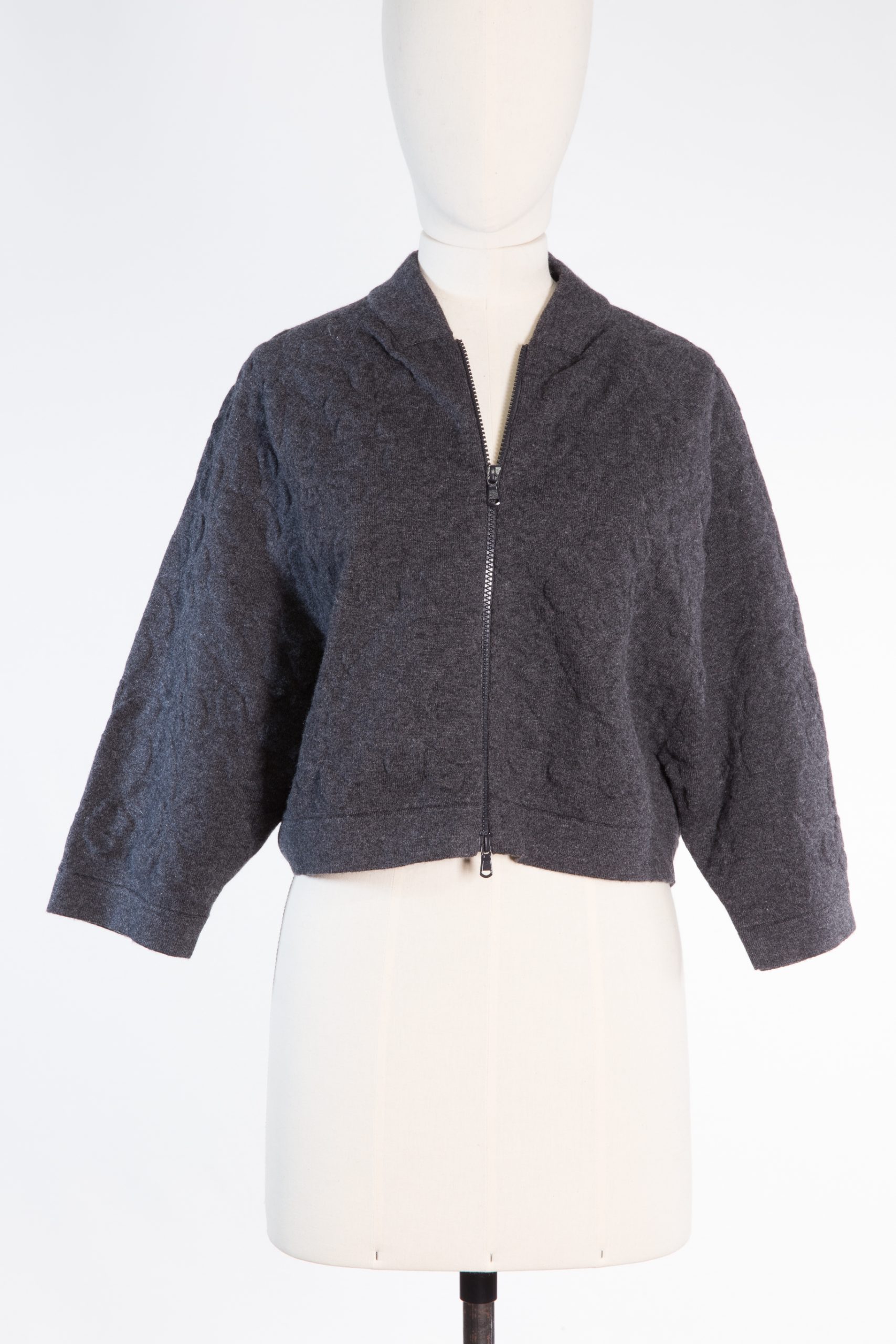 Cropped Cashmere Zip-Up Cardigan with Textured Floral Knit – Brunello Cucinelli