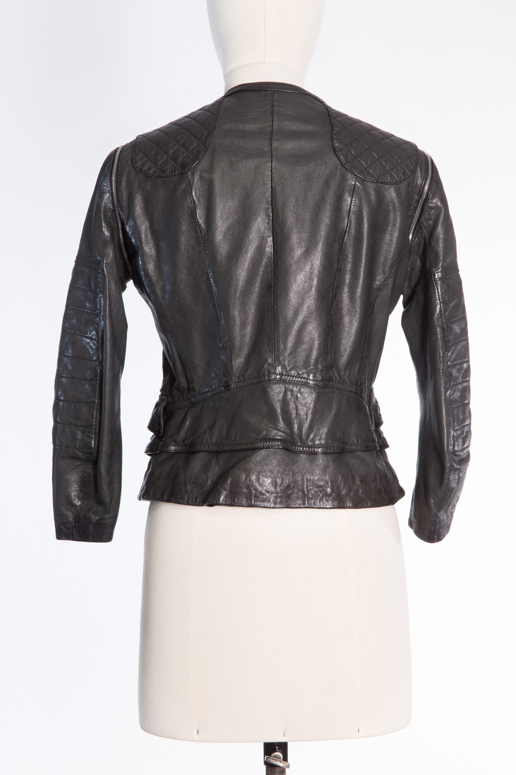 Karen Millen — Leather Biker Jacket / Vest 2-in-1 Karen Millen — Leather Biker Jacket / Vest 2-in-1