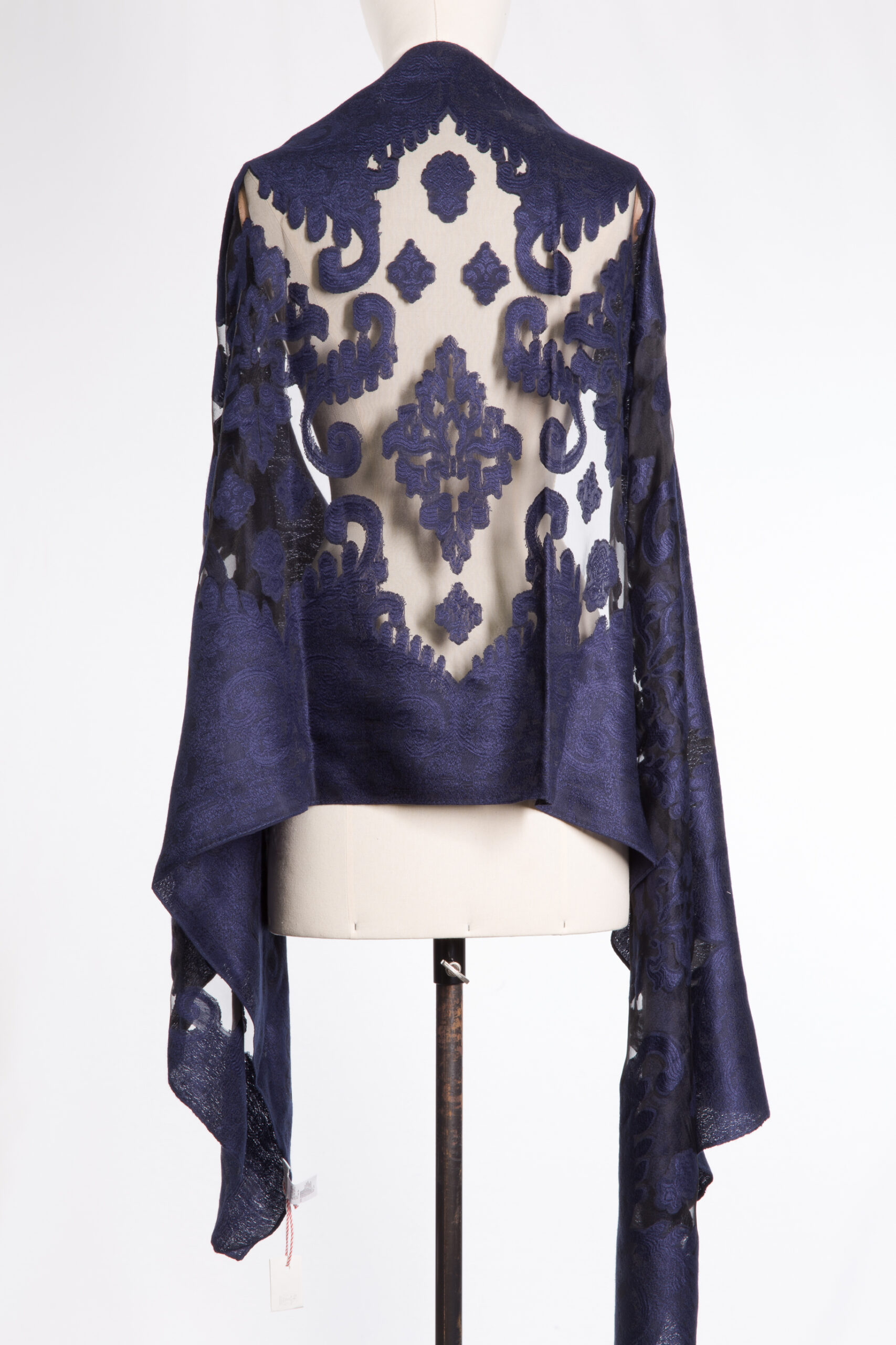 Brunello Cucinelli — Luxury Wool & Cashmere Scarf-Shawl