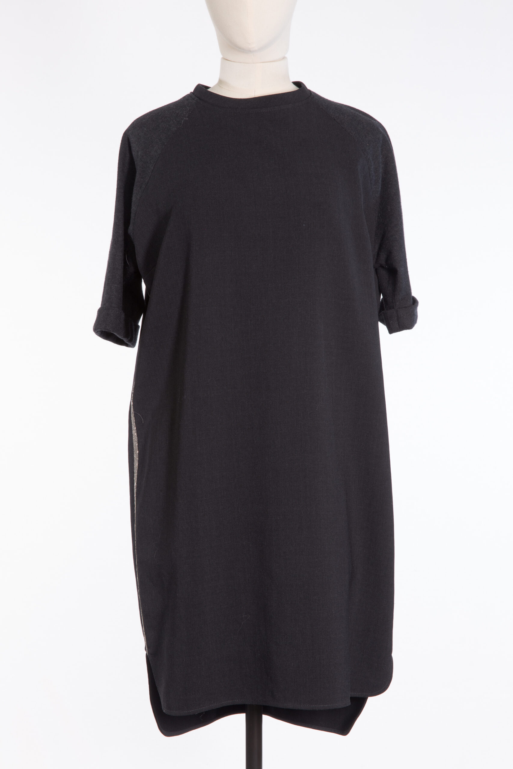 BRUNELLO CUCINELLI MONILI-EMBELLISHED VIRGIN WOOL TUNIC DRESS – CHARCOAL GREY BRUNELLO CUCINELLI MONILI-EMBELLISHED VIRGIN WOOL TUNIC DRESS – CHARCOAL GREY