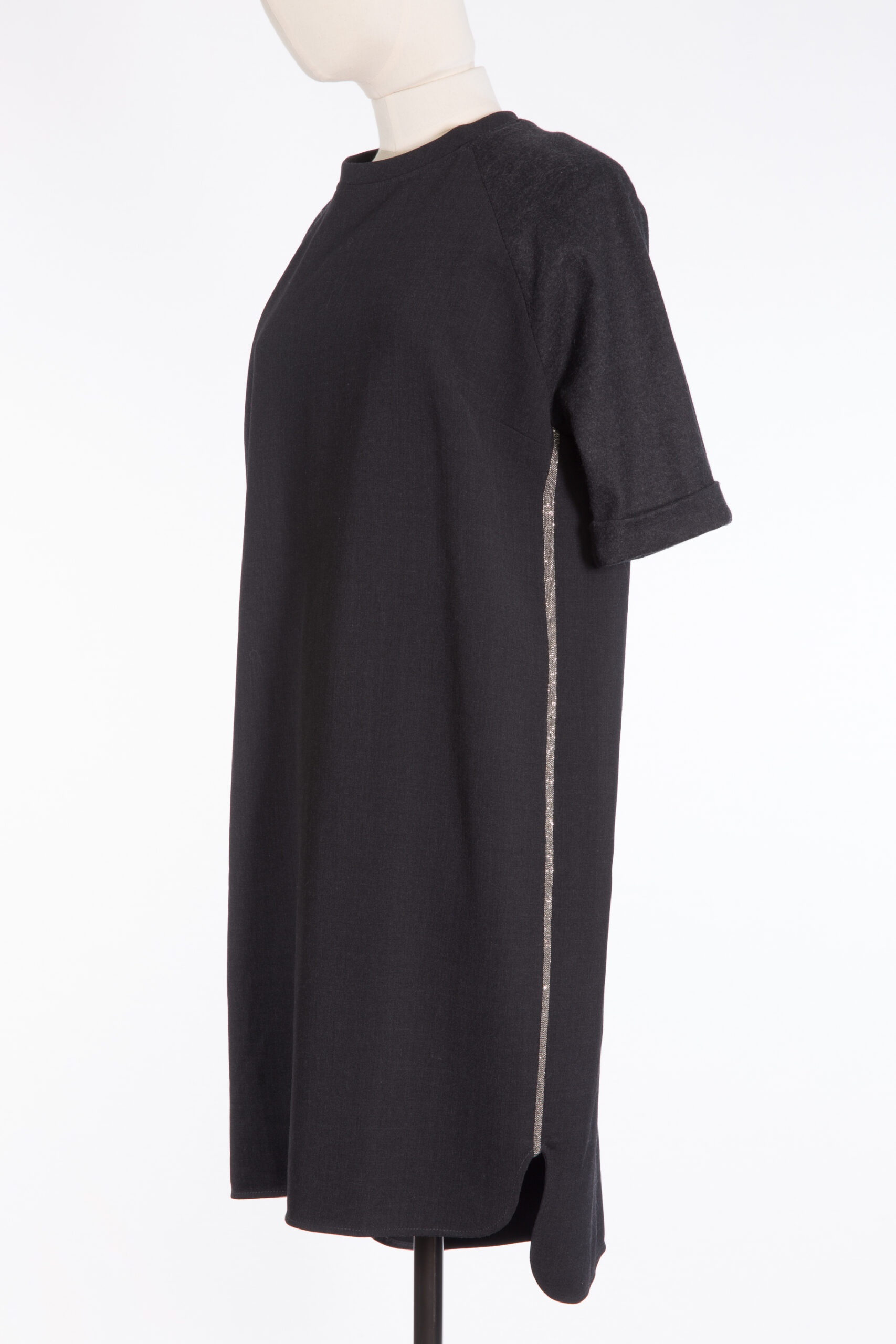 BRUNELLO CUCINELLI MONILI-EMBELLISHED VIRGIN WOOL TUNIC DRESS – CHARCOAL GREY BRUNELLO CUCINELLI MONILI-EMBELLISHED VIRGIN WOOL TUNIC DRESS – CHARCOAL GREY