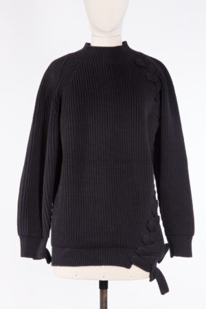 VICTORIA BECKHAM BLACK CHUNKY KNIT SWEATER