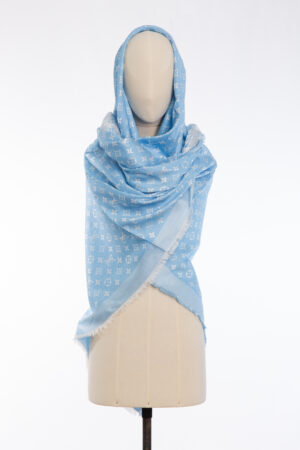 Louis Vuitton Reversible Monogram Shawl – Off-White / Powder Blue – Brand New