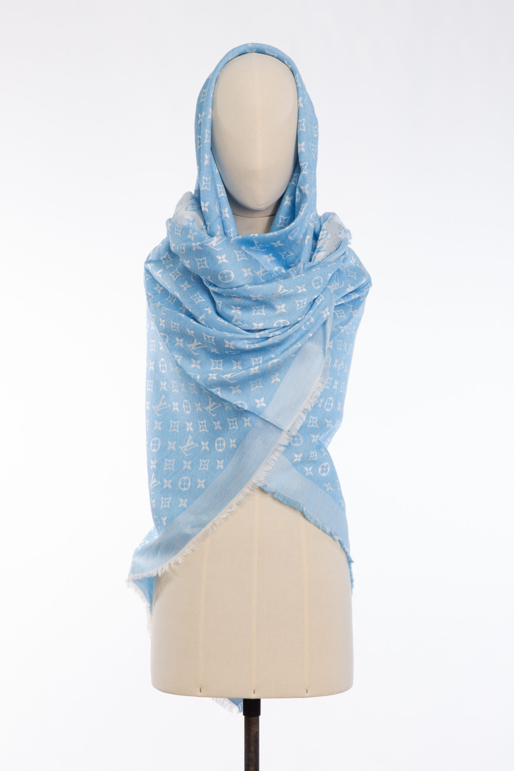 Louis Vuitton Reversible Monogram Shawl – Off-White / Powder Blue – Brand New