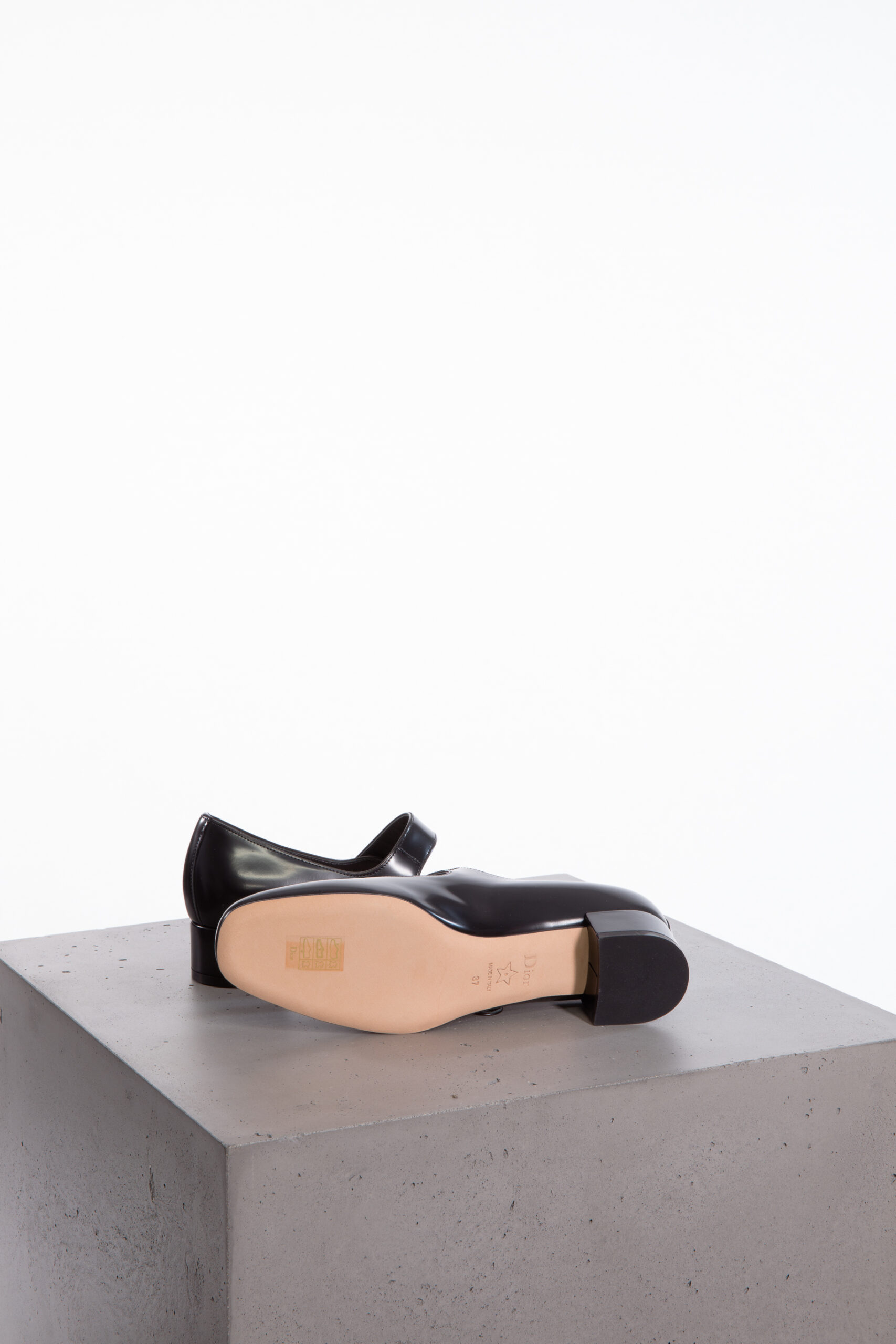 Christian Dior Black Leather Mary Jane Pumps Christian Dior Black Leather Mary Jane Pumps